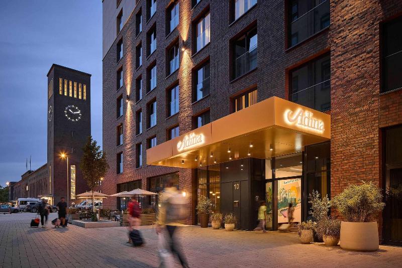 Adina Apartment Hotel Dusseldorf image
