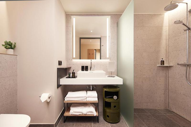Adina Apartment Hotel Dusseldorf image