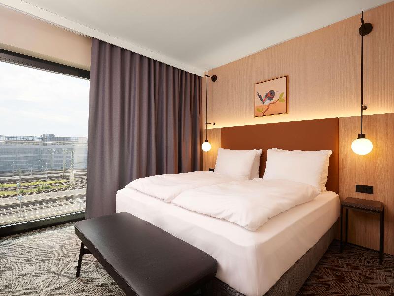 Adina Apartment Hotel Dusseldorf image