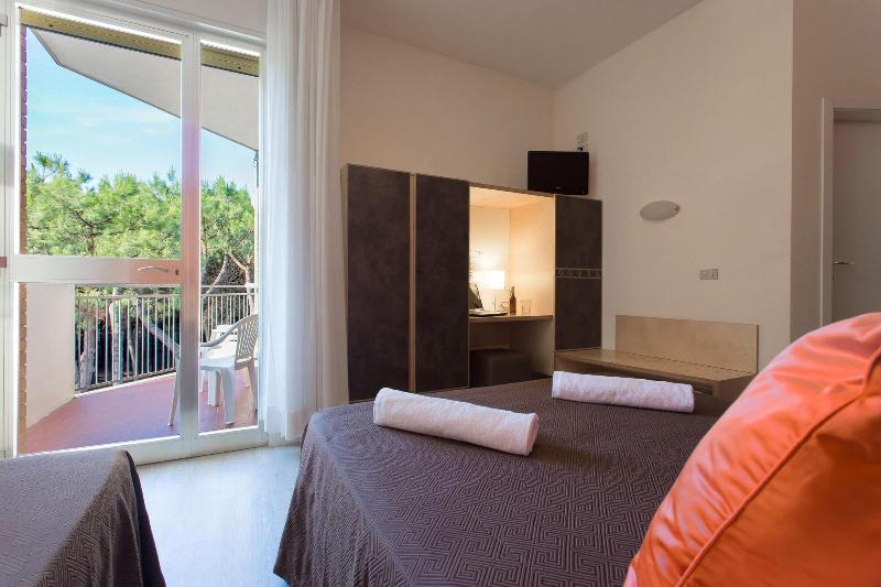 Hotel Antares image