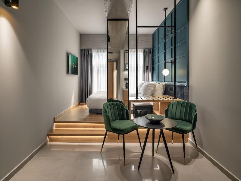 Magenta Luxury Suites Athens image