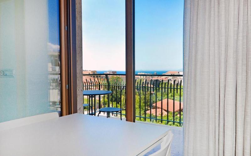 Sunset Home Sorrento image