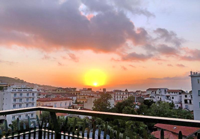 Sunset Home Sorrento image