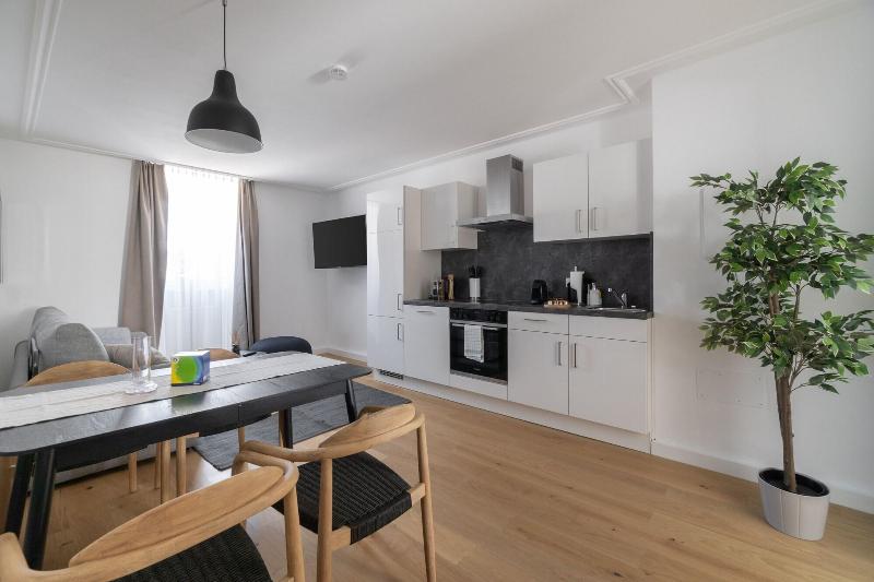 Limehome Baden Baden Ba Derstraaye image