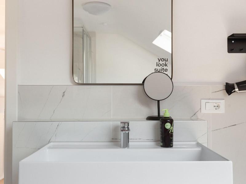 Limehome Baden Baden Ba Derstraaye image