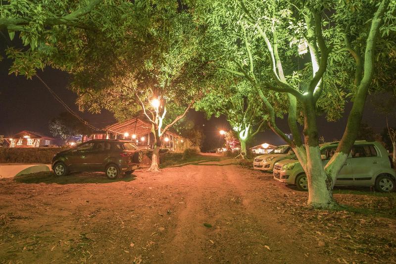 Wowstayz Pachmarhi Foothill Cottages