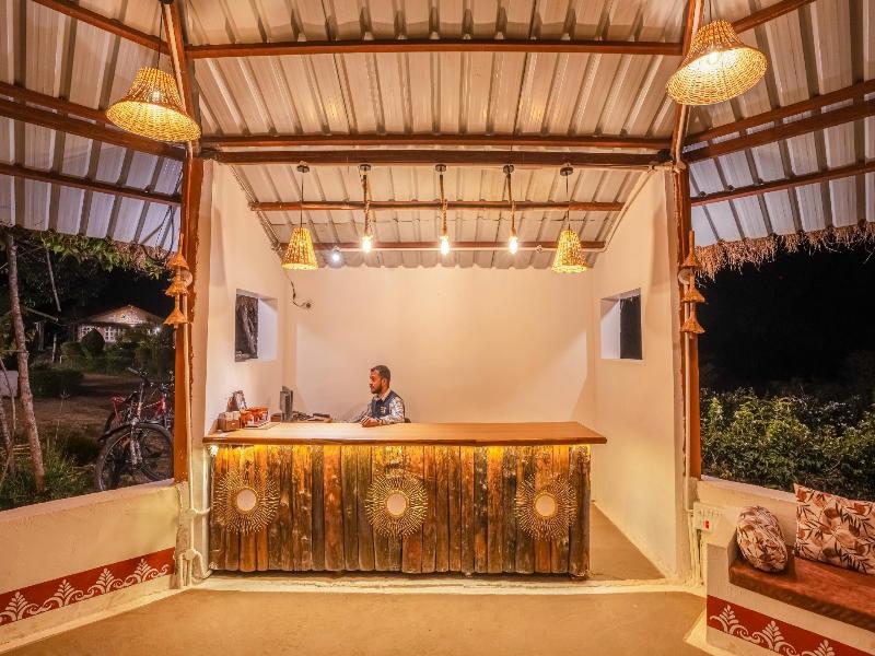Wowstayz Pachmarhi Foothill Cottages