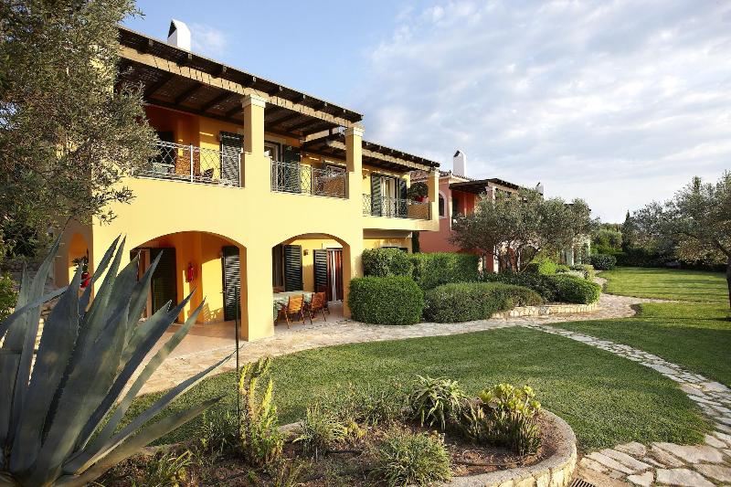 Nymfes Villas image