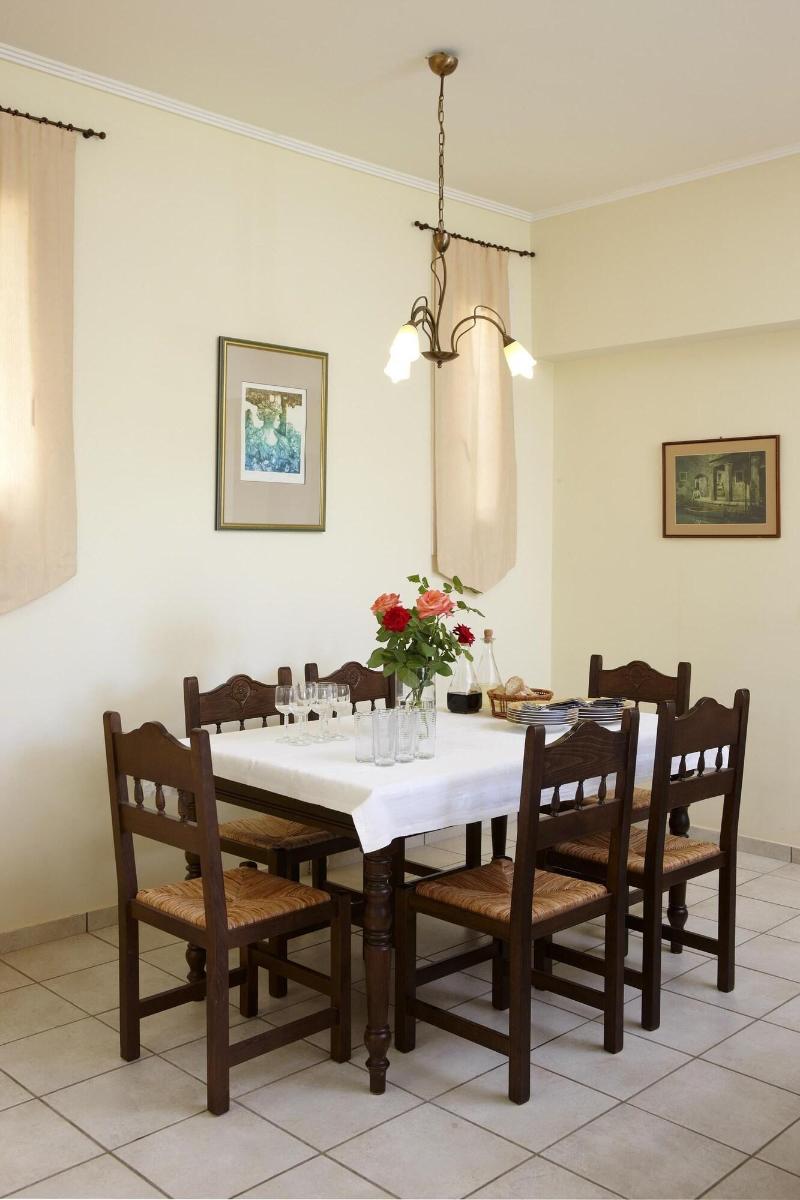 Nymfes Villas image