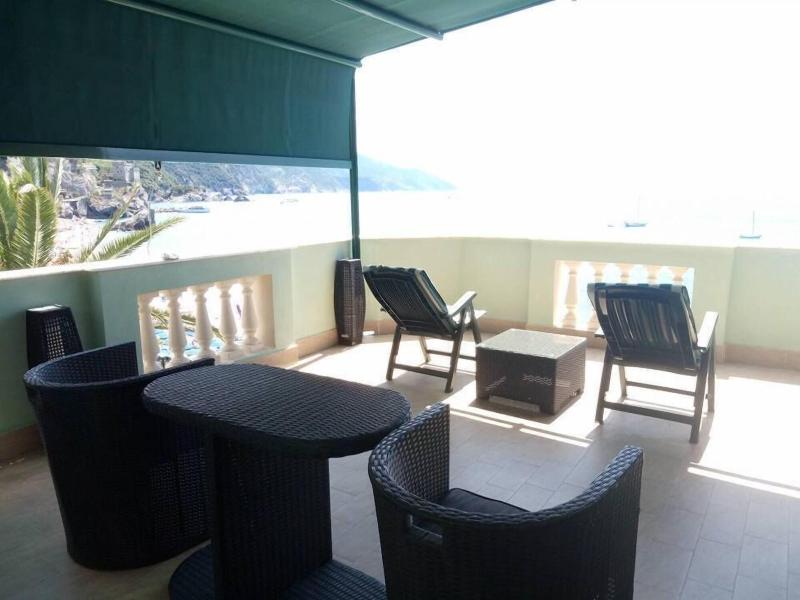 La Terrazza Sul Mare image