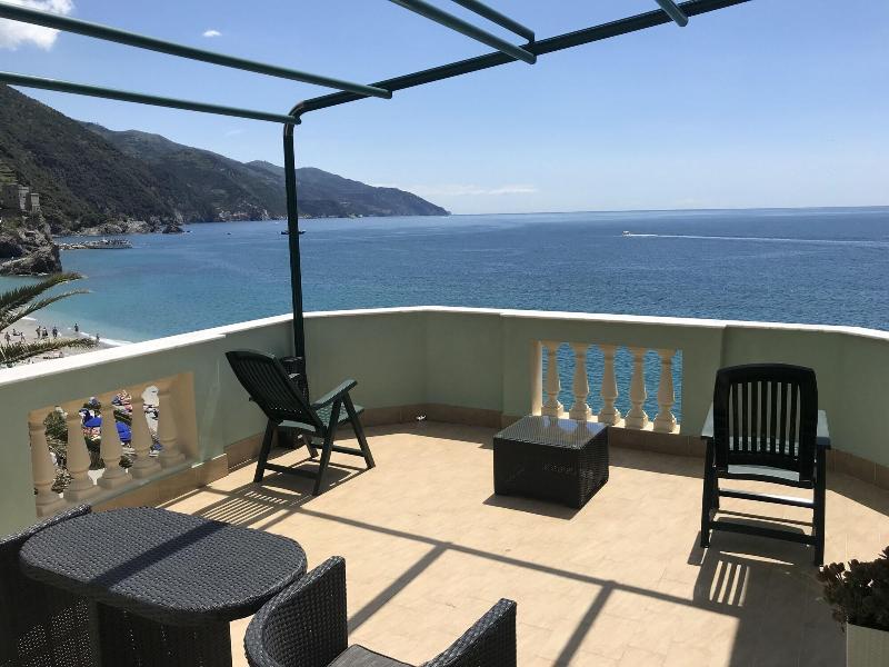 La Terrazza Sul Mare image