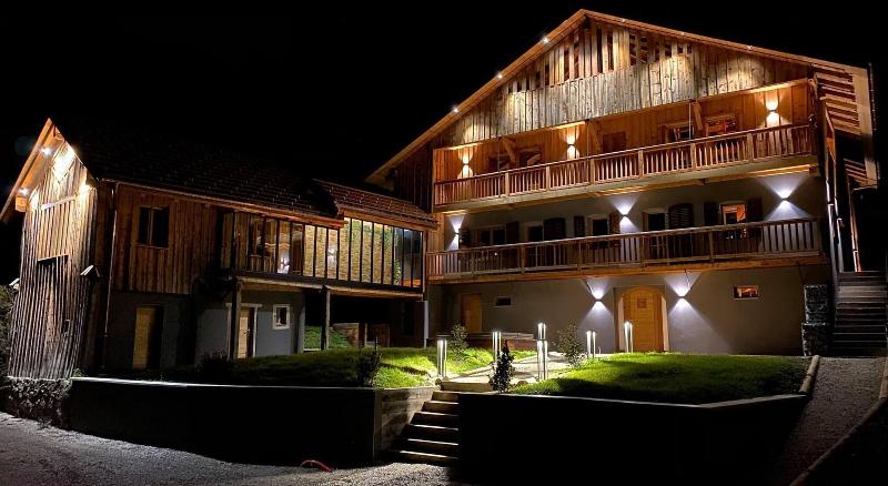 Chalet 1703 image