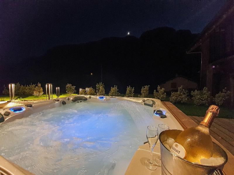 Chalet 1703 image