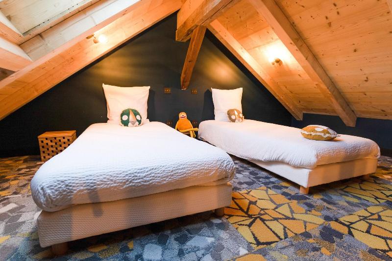 Chalet 1703 image