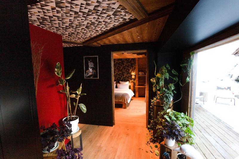 Chalet 1703 image