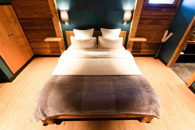 Chalet 1703 image