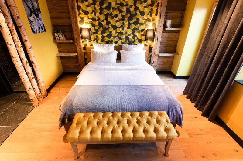 Chalet 1703 image