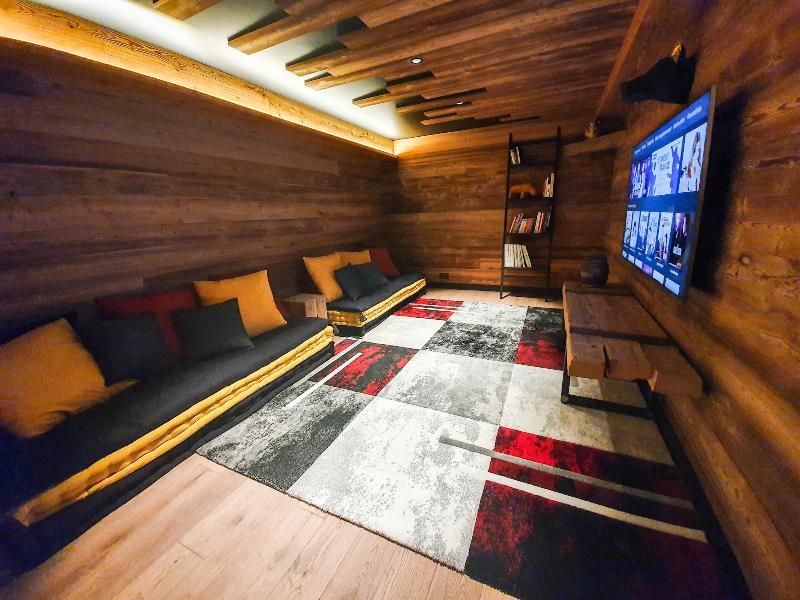 Chalet 1703 image