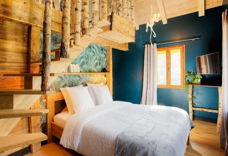 Chalet 1703 image