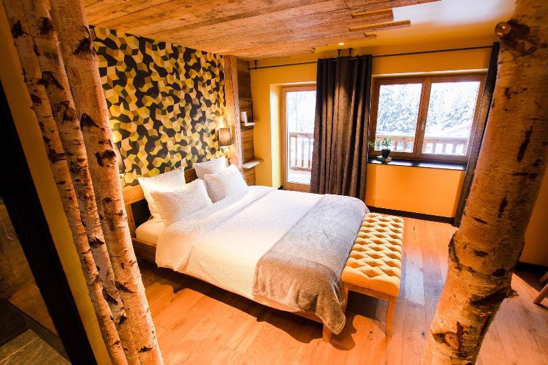 Chalet 1703 image