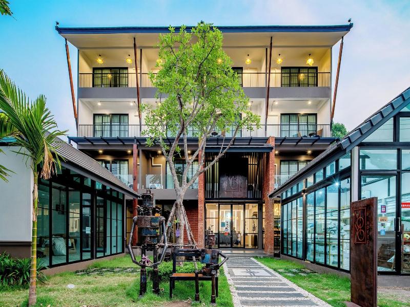 Momo Hotel Chiang Mai image