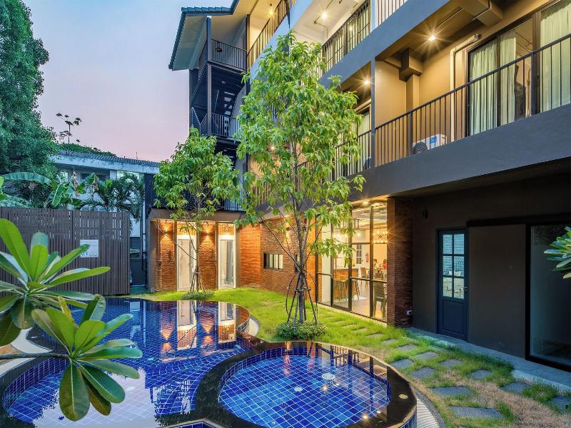Momo Hotel Chiang Mai image