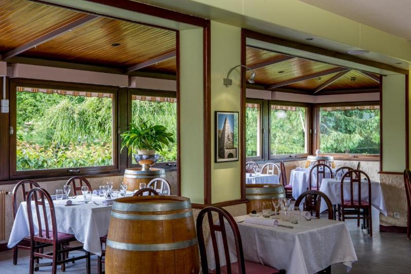 Logis Hotel Du Lac image