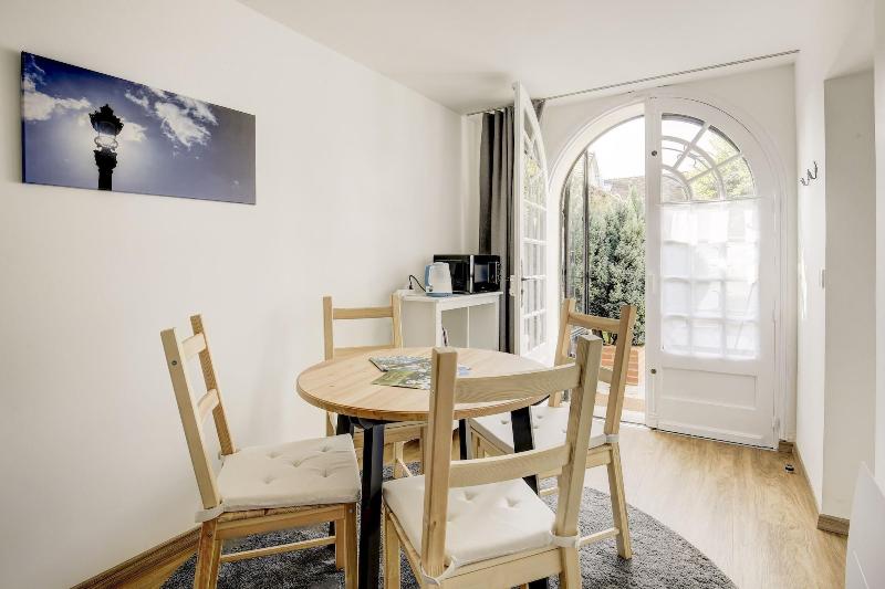 Les Chambres Lune image