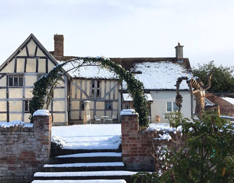 Eckington Manor image