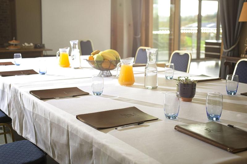 Eckington Manor image