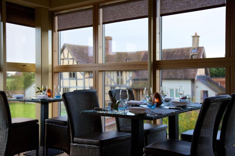 Eckington Manor image