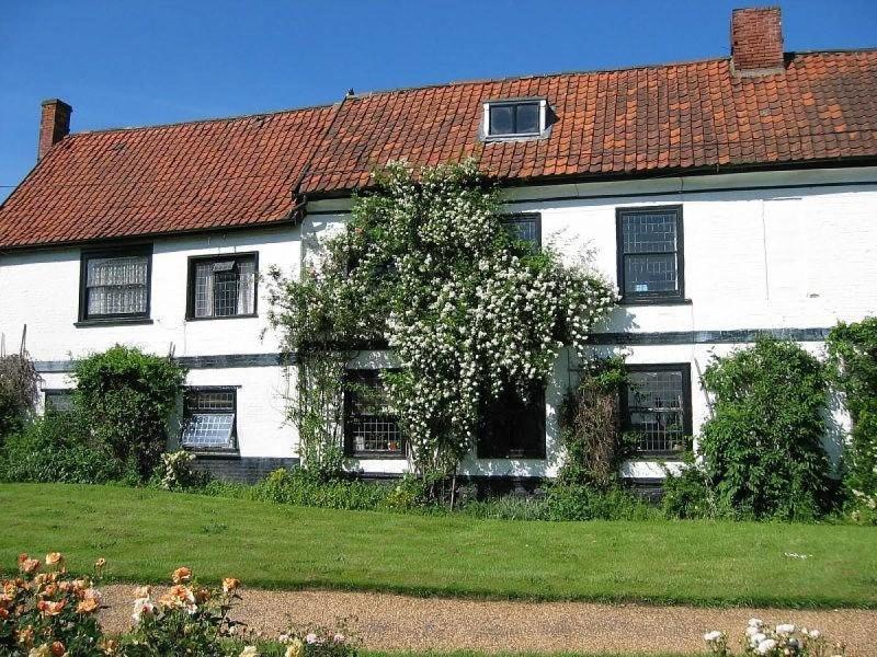 The Griffin Hotel image