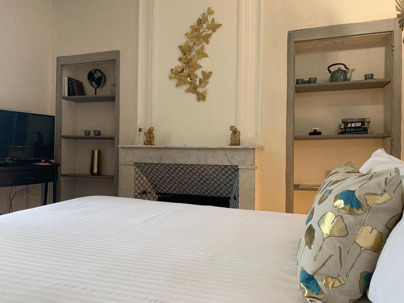 Le Mas Aux Cedres image