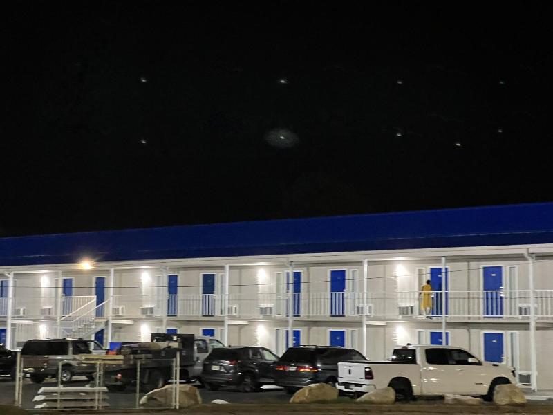 Towne Inn — general view