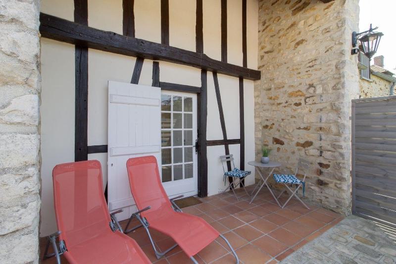 Domaine Des Trois Cha Teaux image