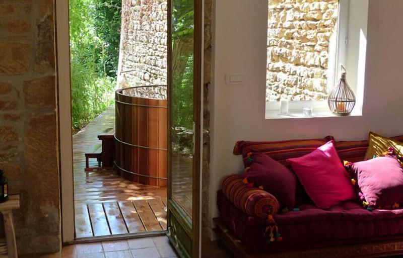 Le Clos Des Fayettes image