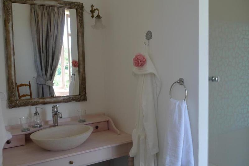 Le Clos Des Fayettes image