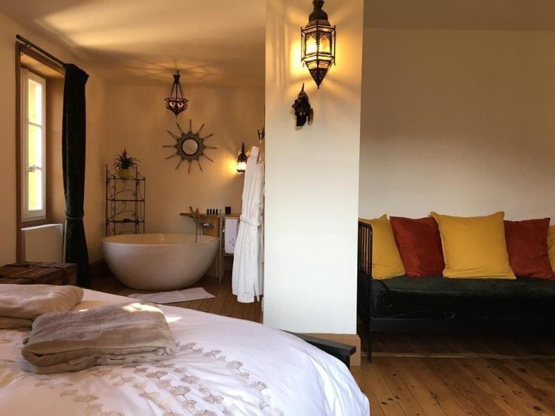Le Clos Des Fayettes image
