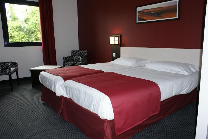 Hotel Akena La Ferta Bernard image