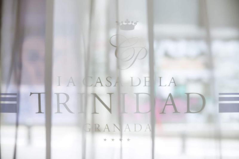 La Casa De La Trinidad Suites image