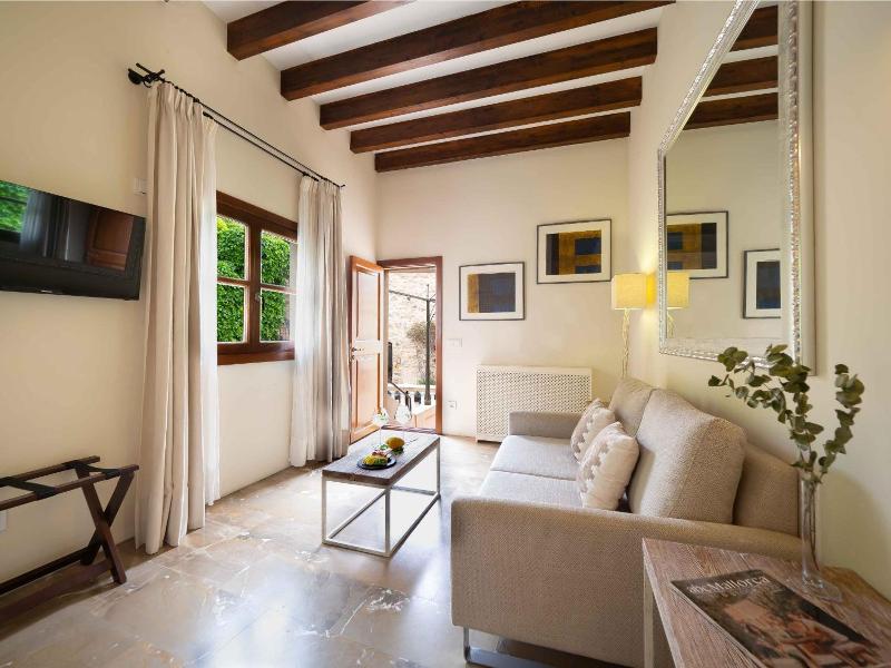 Jardi D Arta Boutique Hotel image