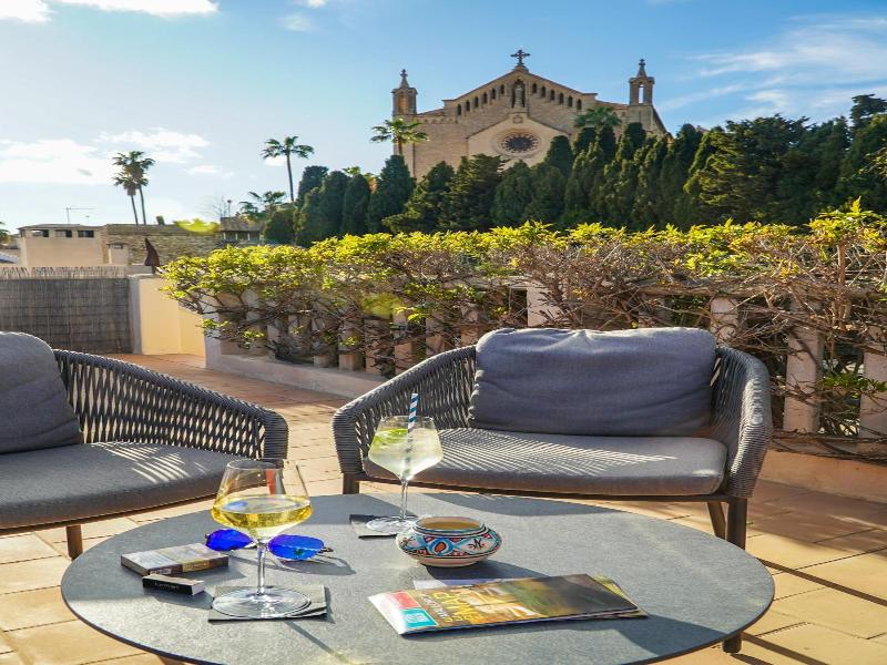 Jardi D Arta Boutique Hotel image