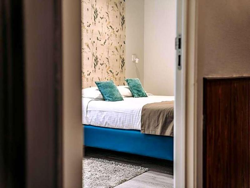 Hotel Les Eleveurs image