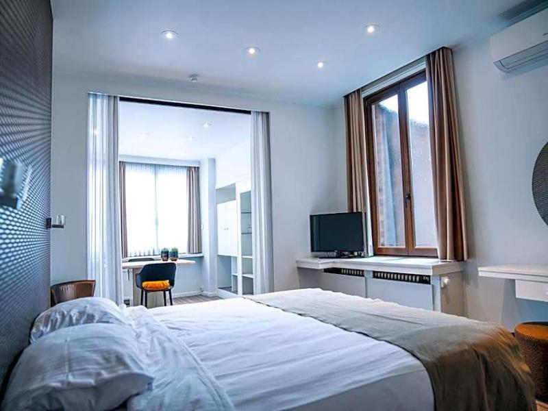 Hotel Les Eleveurs image