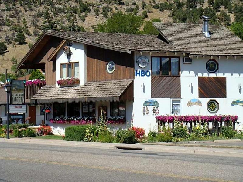 Starlight Lodge image