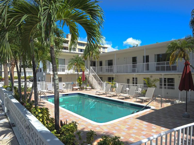 Soleado Hotel image