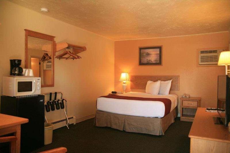 Black Canyon Motel image