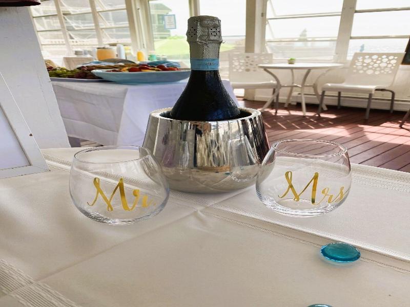By The Sea Guests Bed Breakfast Suites image