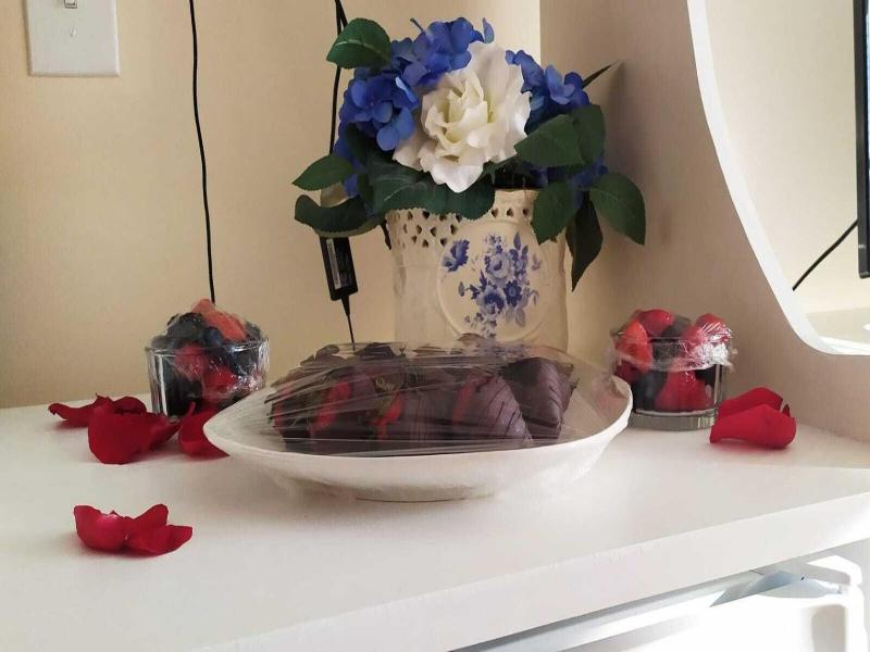 By The Sea Guests Bed Breakfast Suites image