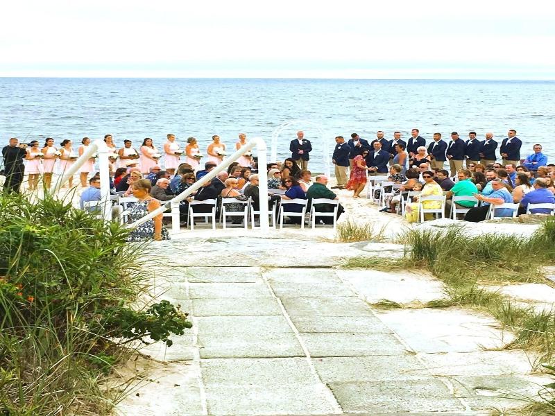 By The Sea Guests Bed Breakfast Suites image